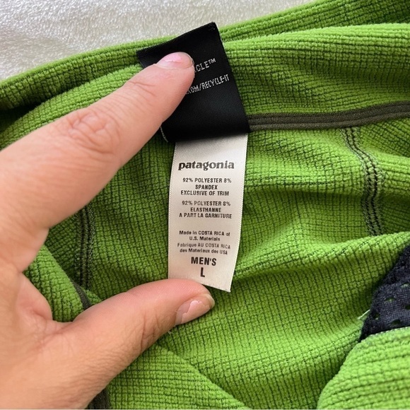 Patagonia Men’s Performance Baselayer Capilene 1/4 Zip Pullover Shirt - Picture 4 of 10